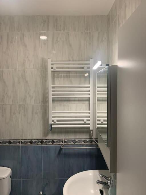 Acogedor Piso En Carino Apartment Exterior photo